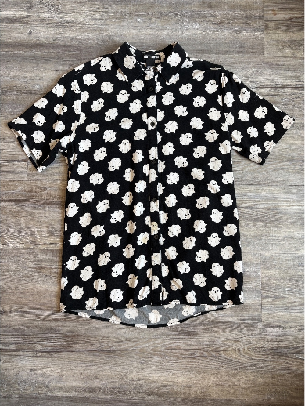 Hot Topic Men’s Small Ghost Button Up Shirt Black White Halloween Spooky 2021